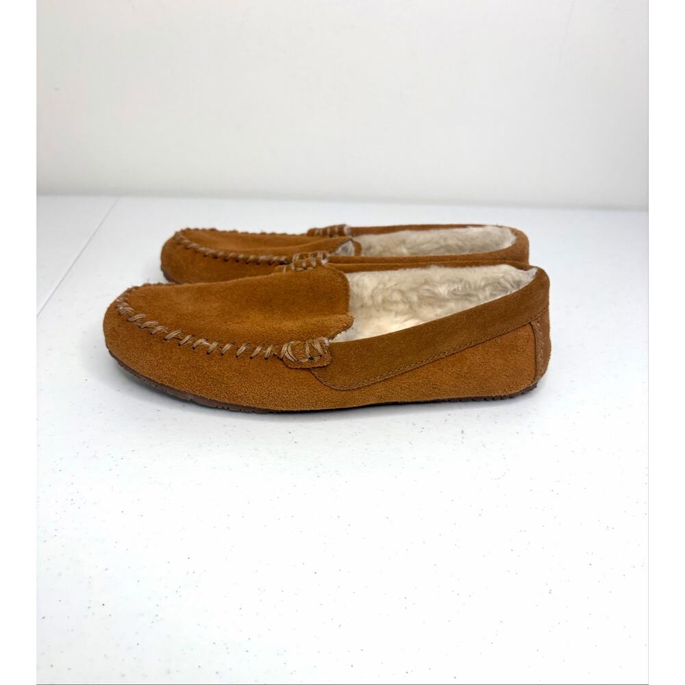 Lands' End Women's Fuzzy Lined Suede Moccasin Slippers Sz 7 Comfort Cabincore - Picture 4 of 10